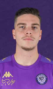 Valton Berisha Pivot